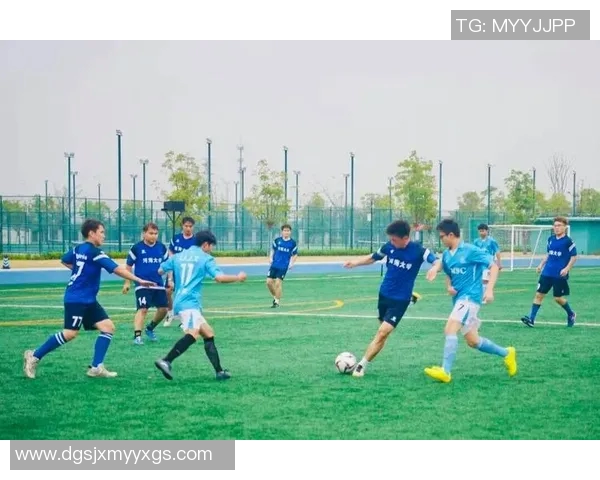 河海大学足球队奋勇拼搏展现青春风采助力校园文化建设与体育发展